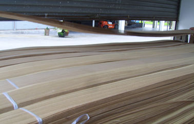 Деревянная переклейка облицовки покрывает квартальный отрезок лощит естественную толщину Брауна 0.5mm
