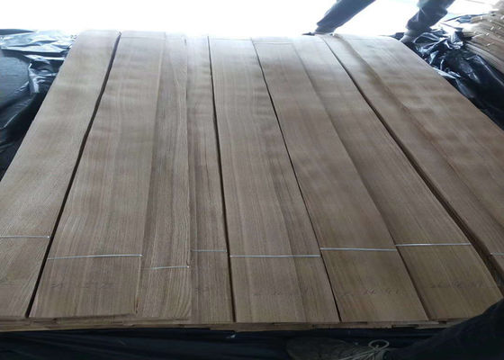 Квартальные листы облицовки древесины золы Брауна отрезка на мебель 0.2mm для переклейки