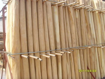 Облицовка березовой древесины мебели