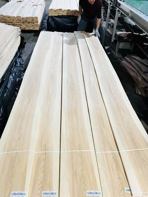 Modern Ash Wood Veneer 0.6mm 1.5mm Thickness 2500*640 Mm for Furniture Production